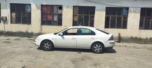 Macara geam Ford Mondeo 2.0 TDCI MK 3 85 Kw / 115Cp transmisie manuala , an de fabricatie 2006