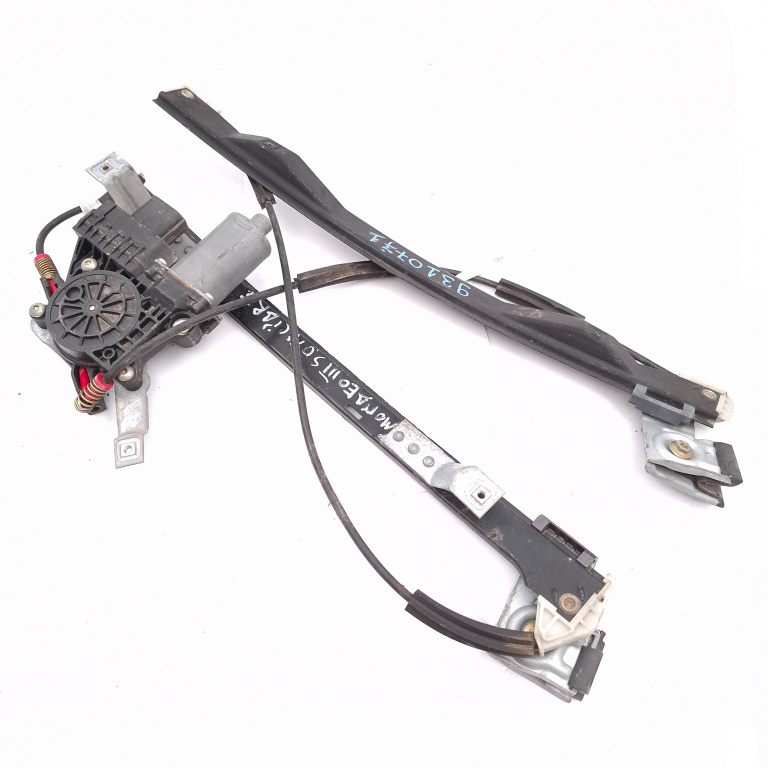 Macara Geam Ford Mondeo Mk 3 2000-2007 Fata Dreapta Electrica 0130821721, 0 130 821 721, 3000012805, 944095611, 944 095611 Bosch