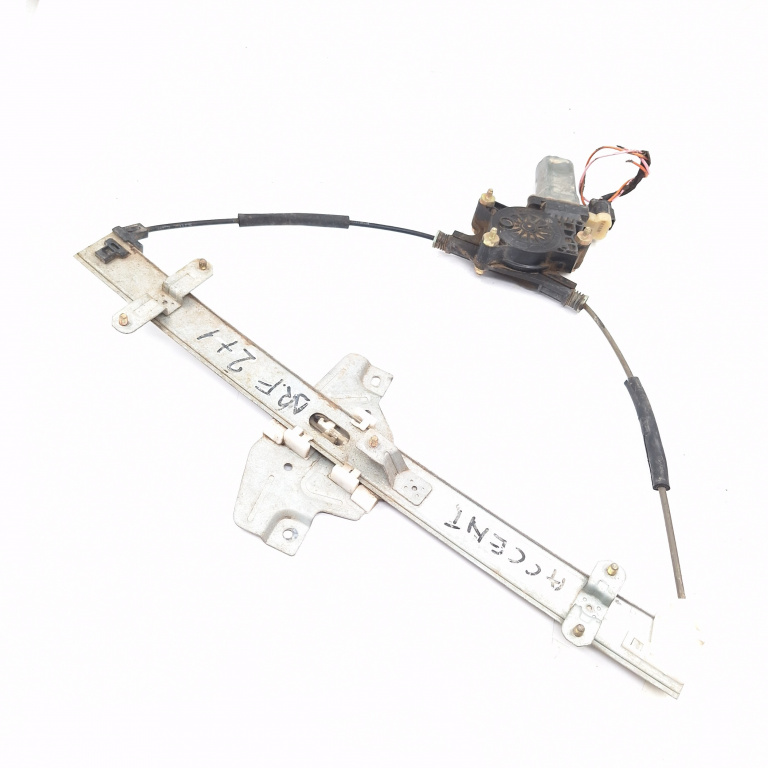 Macara Geam Hyundai Accent 1 (X3) 1994-1999 Fata Dreapta Electrica 824011E2Xx, 82401-1E2Xx