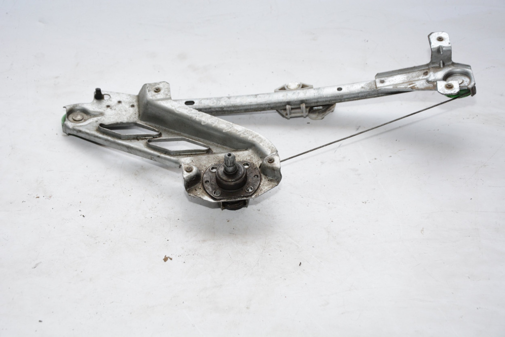 Macara Geam Manuala,4 Portiere,dreapta,spate Opel CORSA B 1993 - 2000 90389535