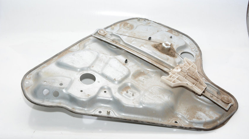 Macara Geam Manuala,4 Portiere,dreapta,spate Hyundai I30 (FD) 2007 - 2012 834812R000