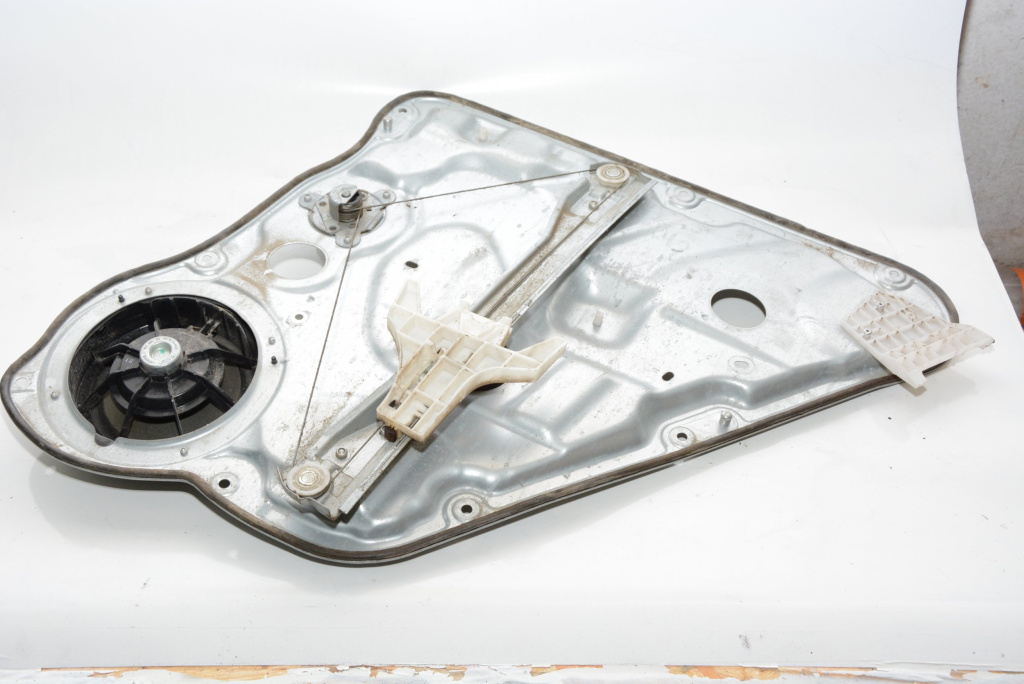 Macara Geam Manuala,4 Portiere,stanga,spate Kia CEED (ED) 2006 - 2012 834701H000