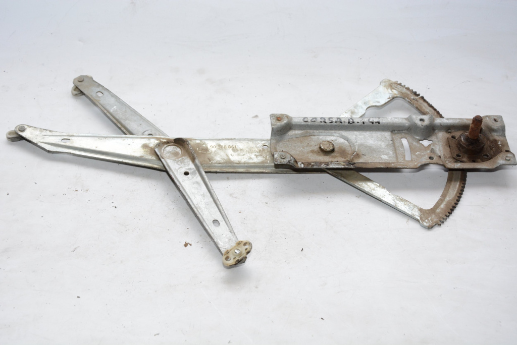 Macara Geam Manuala,dreapta,fata Opel CORSA B 1993 - 2000 90388861