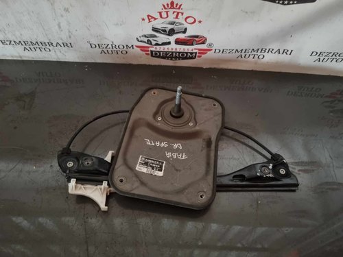 Macara geam manuala dreapta spate originala 5J4839402B Skoda Fabia II Hatchback