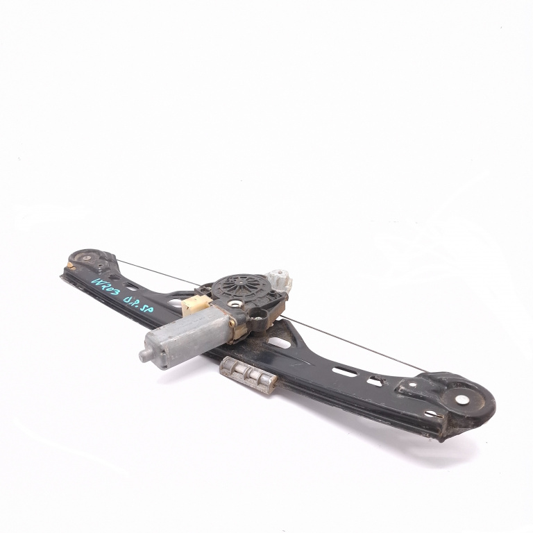 Macara Geam Mercedes-Benz C-Class (W203) 2000-2007 Spate Dreapta Electrica 104047Xxx, 104 047-Xxx, 0130822002, 0 130 822 002 Brose, Bosch