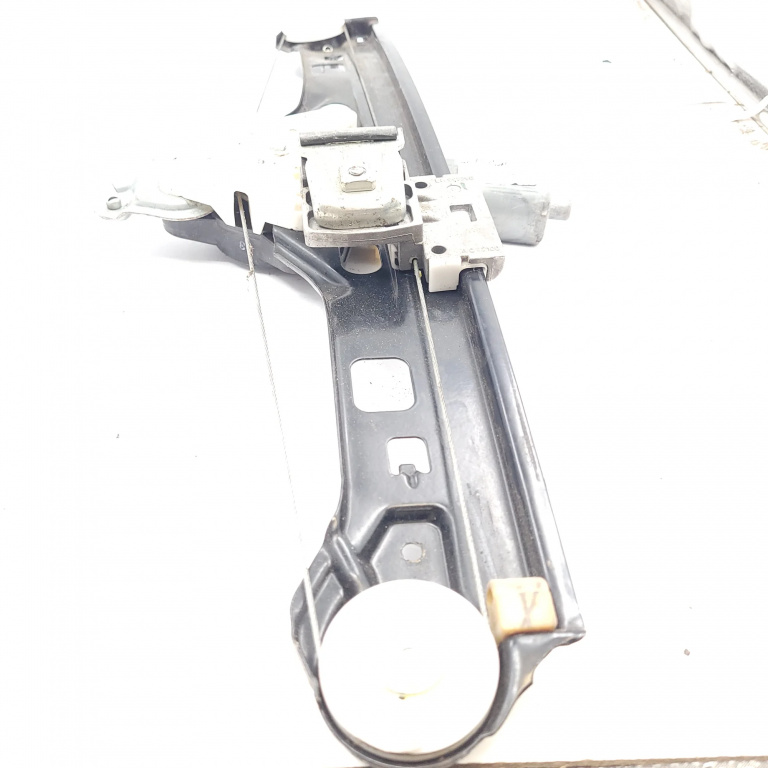 Macara Geam Mercedes-Benz C-Class (W203) 2000-2007 Spate Stanga Electrica 0130822008 Bosch