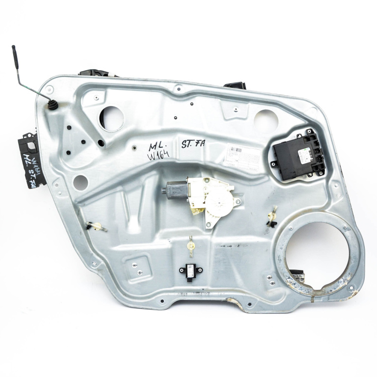Macara Geam Mercedes-Benz Ml / M-Class (W164) 2005-2011 Ml 320 Cdi 4-Matic (164.122) Om 642.940 Motorina 4 Portiere Fata Stanga Electrica 980785111, A2518200742, A1648200385, A0038208426