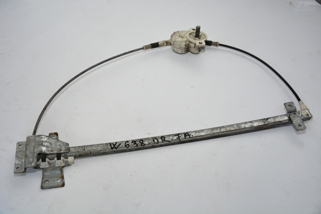 Macara Geam Mercedes-Benz Vito / V-Class (W638) 1996-2003 4 Portiere Fata Dreapta Manuala