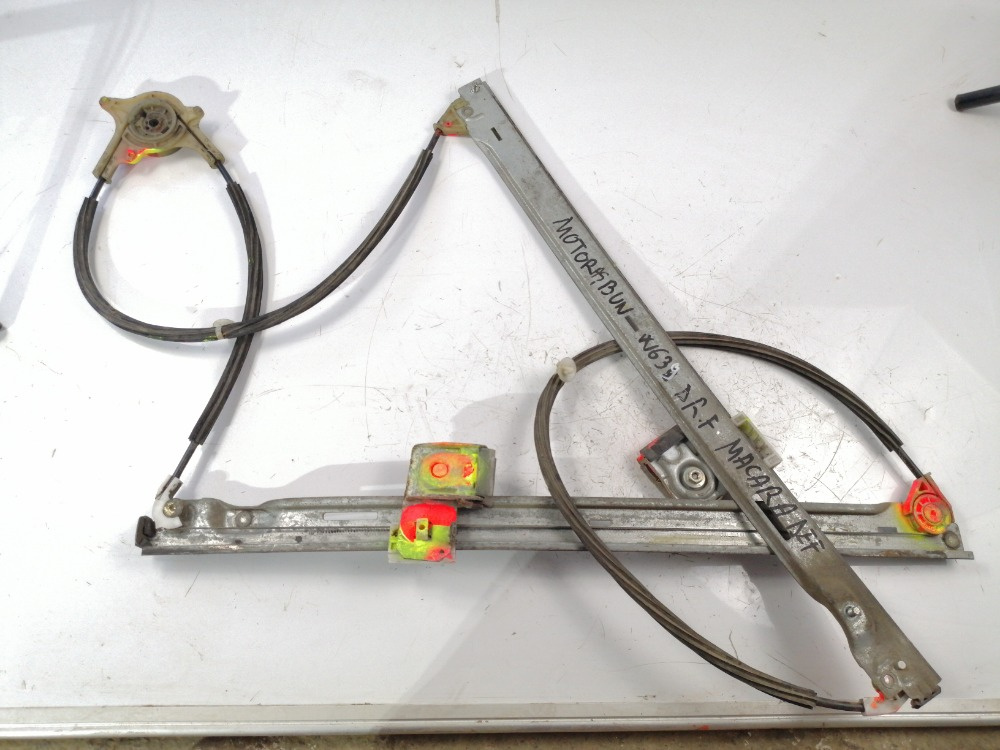 Macara Geam Mercedes-Benz Vito / Viano (W639) 2003-2014 4 Portiere Fata Dreapta Electrica