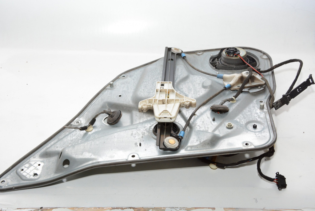 Macara Geam Seat Ibiza Mk4 (6L) 2002-2008 4 Portiere Spate Stanga Manuala 6L4839755D