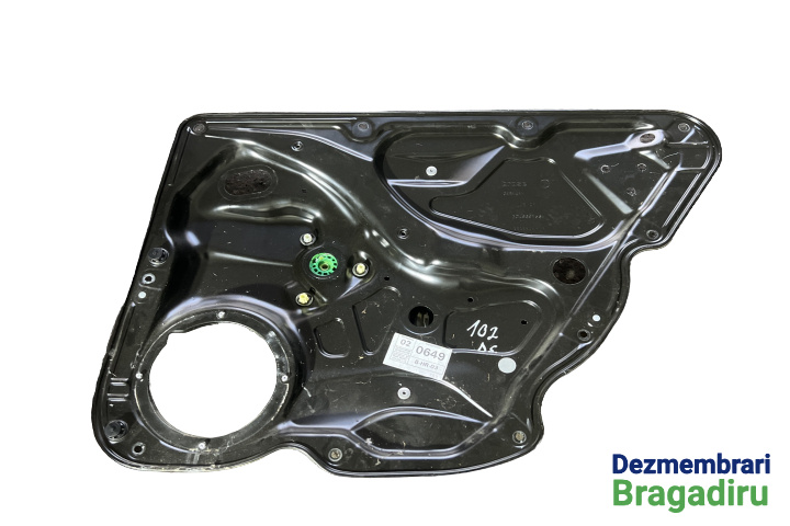 Macara geam spate dreapta electrica Volkswagen VW Passat B6 [2005 - 2010] wagon 5-usi 2.0 TDI MT (140 hp) (3C5)