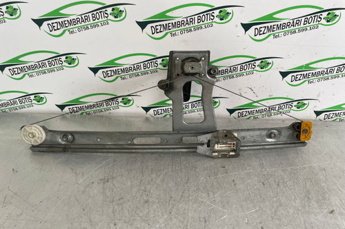 Macara geam spate dreapta manuala BMW Seria 3 E46 [1997 - 2003] Sedan 4-usi 320d MT (136 hp)
