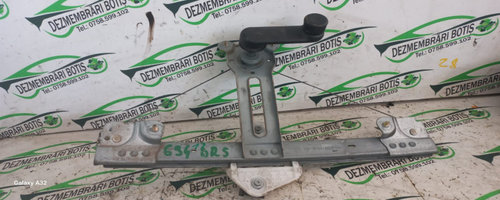 Macara geam spate dreapta manuala Dacia Logan [2004 - 2008] Sedan 1.5 dci MT (65hp)