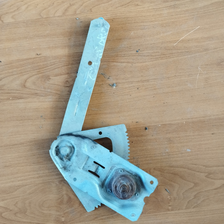 Macara Geam Spate,dreapta,Manuala Ford ESCORT Mk 7 1995 - 2000