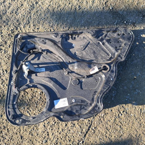 Macara Geam Spate,dreapta,Manuala VW PASSAT B6 2005 - 2010 981680108, 981680-108
