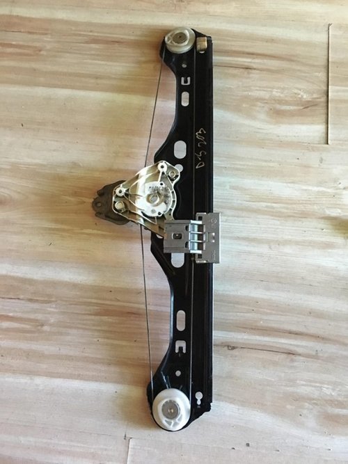 Macara geam spate Mercedes C class w203 2002