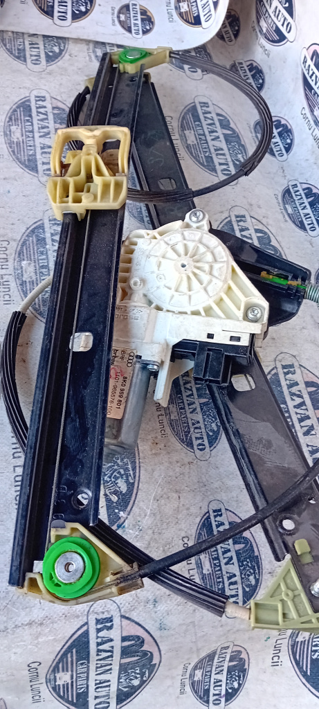 Macara geam stânga fata Audi A4 B8 2012
