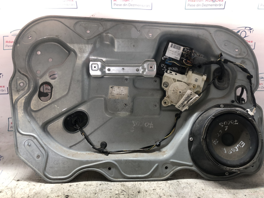 Macara geam stânga fata Ford Focus 3 2012