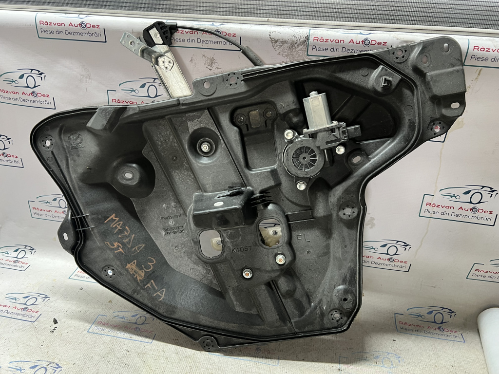 Macara geam stânga fata Mazda 3 2012