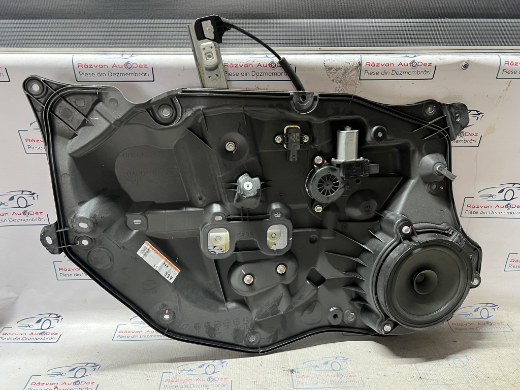 Macara geam stânga fata Mazda CX-3 2015