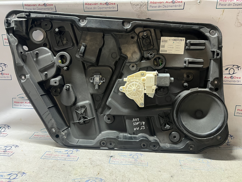 Macara geam stânga fata Mercedes A-Class 2015, A1767230214