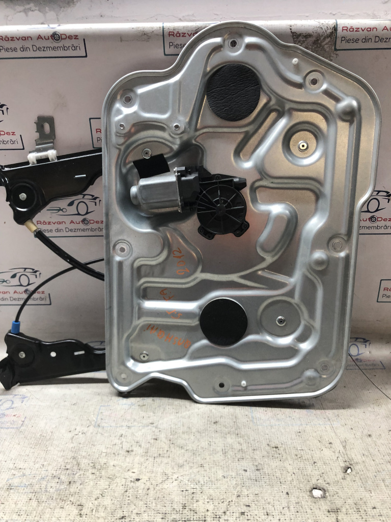 Macara geam stânga fata Nissan Qashqai 2012