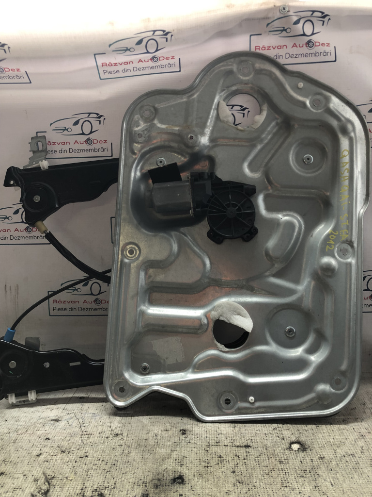 Macara geam stânga fata Nissan Qashqai 2012