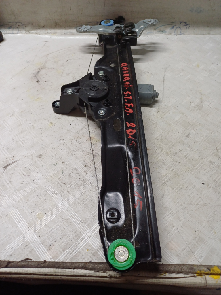 Macara geam stânga fata Nissan Qashqai - Benzina 2015, 807014EA0B03 / 807014EA0B