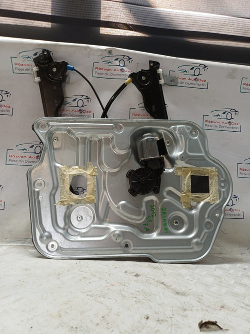 Macara geam stânga fata Nissan Qashqai - Motorina 2012, -