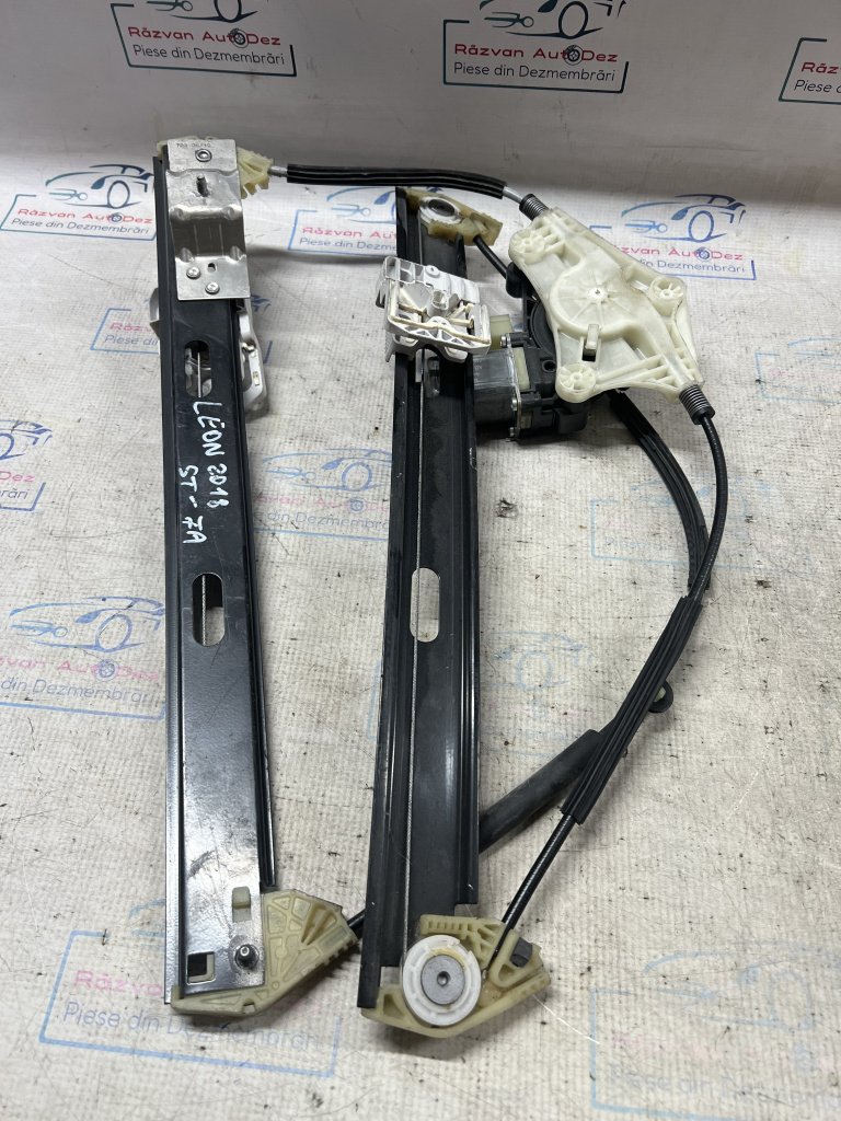 Macara geam stânga fata Seat Leon 2018, 5F4837461D