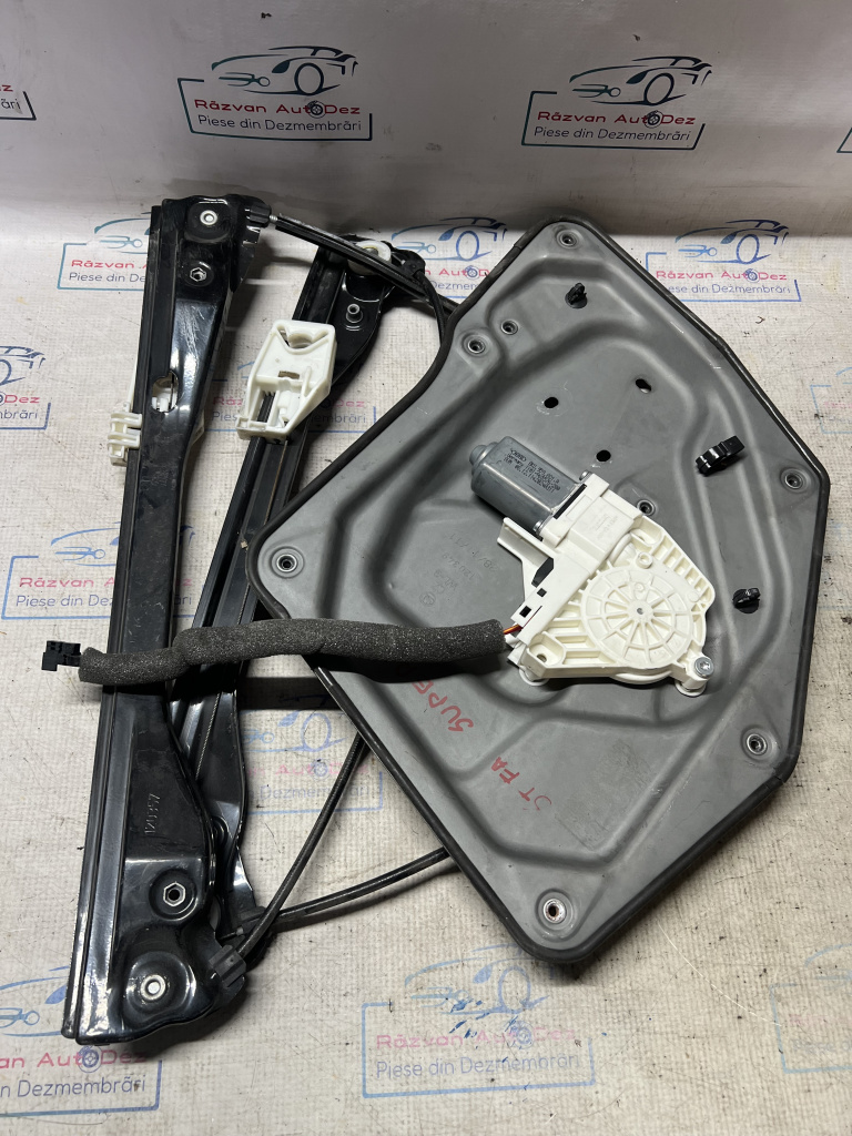 Macara geam stânga fata Skoda Superb 2 2012