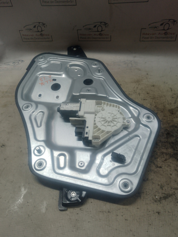 Macara geam stânga fata Skoda Yeti 2011, 8K0959811