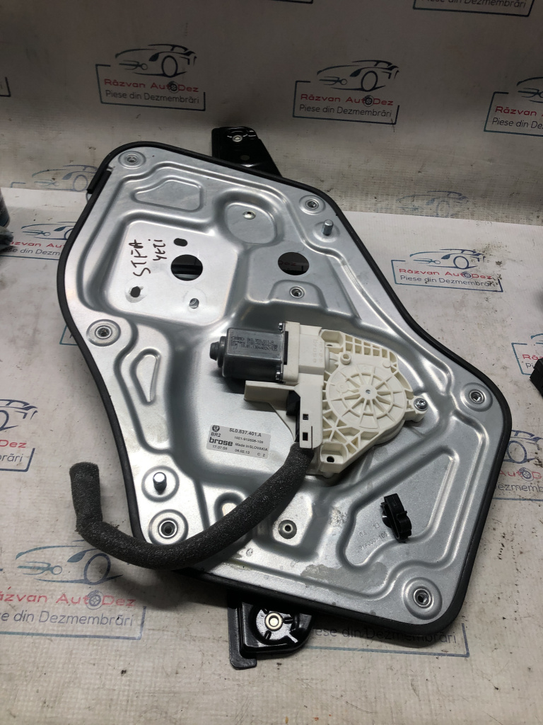 Macara geam stânga fata Skoda Yeti 2012, 5L0837401A