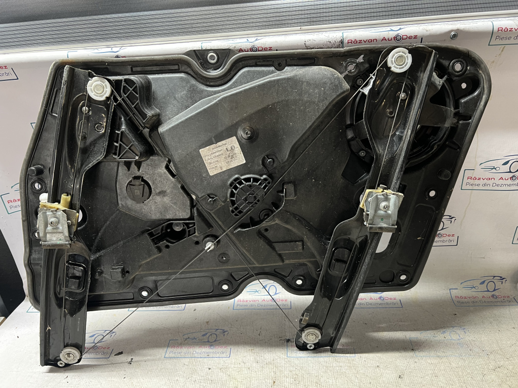 Macara geam stânga fata Volkswagen Golf 6 2009