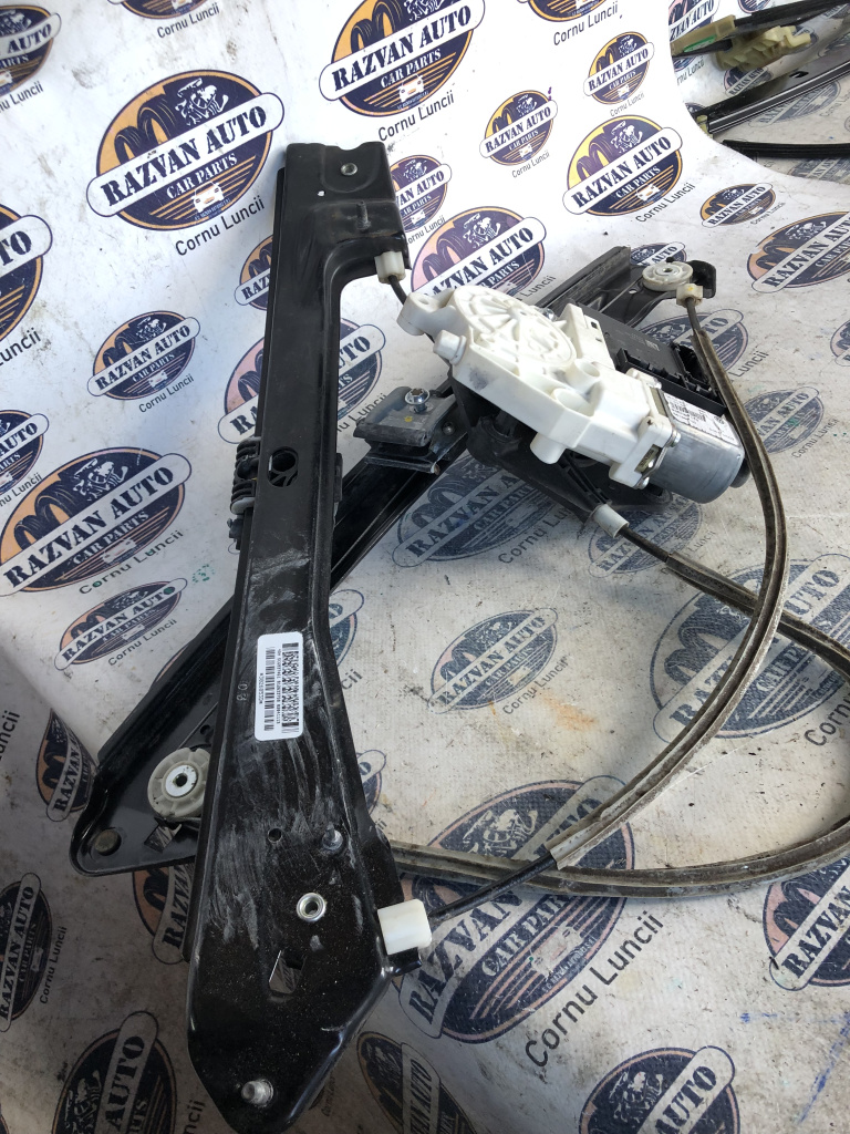 Macara geam stânga fata Volkswagen Jetta 2012, 5C6837461