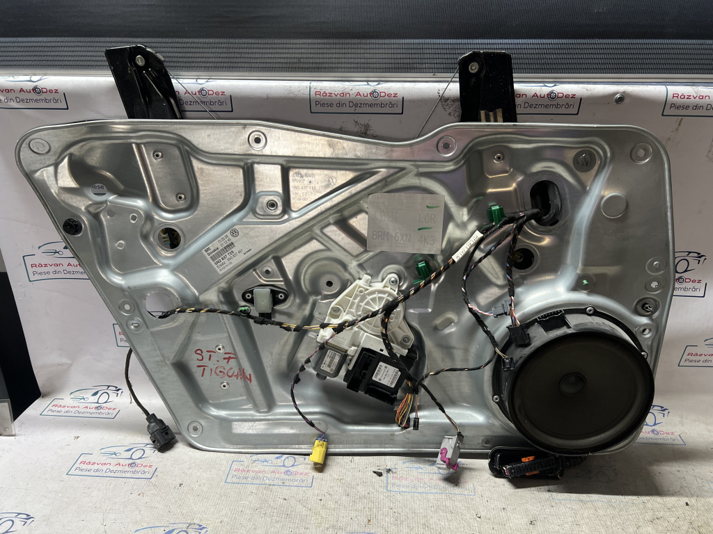 Macara geam stânga fata Volkswagen Tiguan 2008, 5N2837729