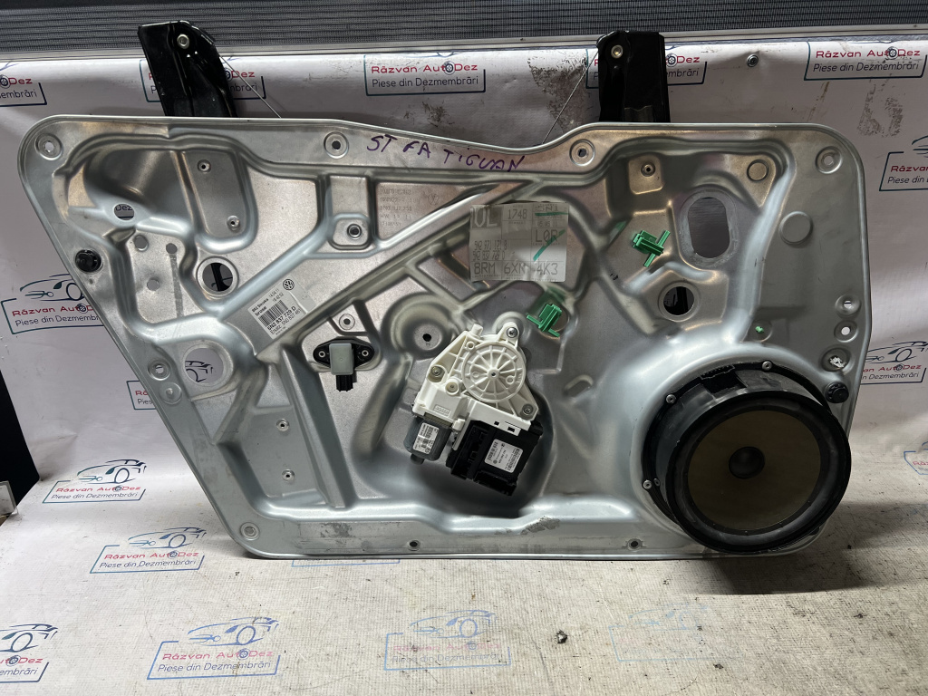 Macara geam stânga fata Volkswagen Tiguan 2010, 5N2837729D