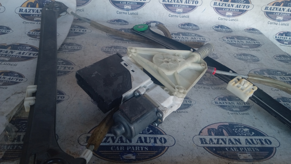 Macara geam stânga spate Audi A3 2008, 8P0959802K