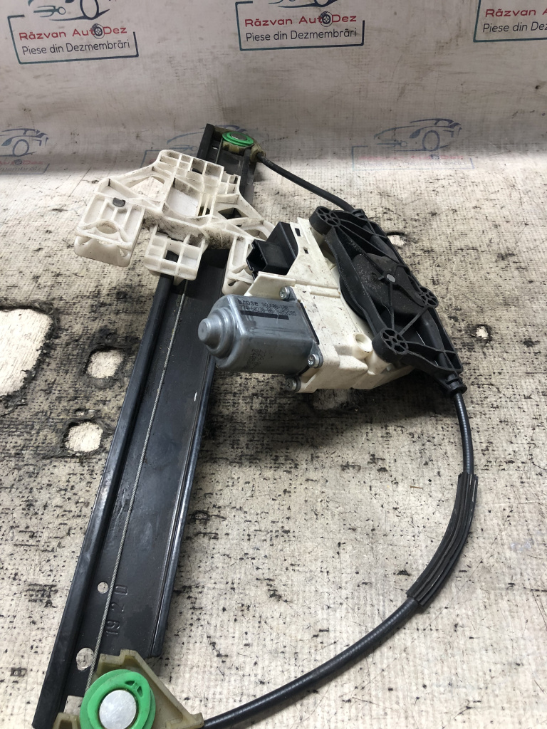 Macara geam stânga spate Audi A4 B8 2012