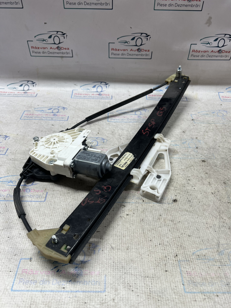 Macara geam stânga spate Audi Q5 2010, 8R0839461D