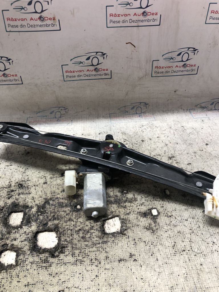 Macara geam stânga spate BMW 320 F30 2013, 735104901