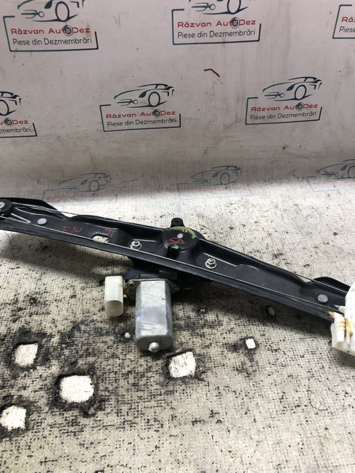 Macara geam stânga spate BMW 320 F30 2013, 735104901