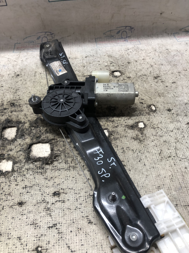 Macara geam stânga spate BMW 320 F30 2014