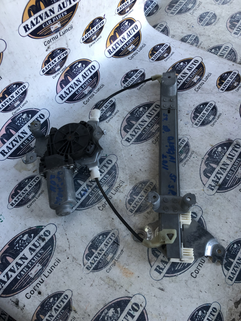 Macara geam stânga spate Nissan Qashqai 2011