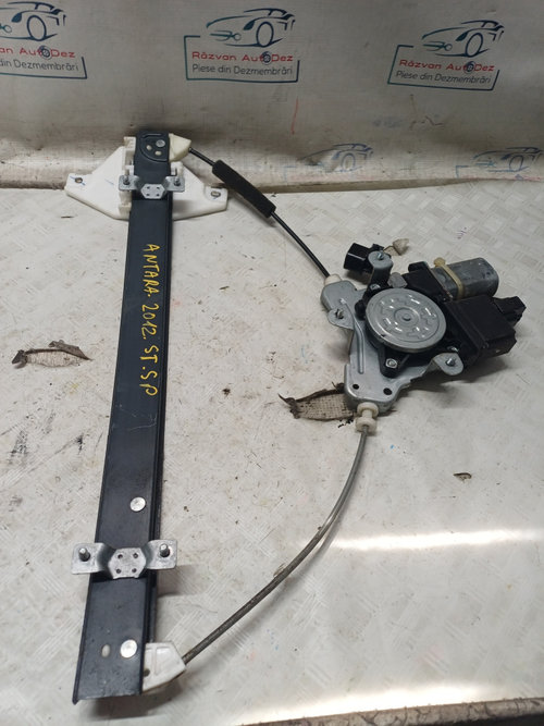 Macara geam stânga spate Opel Antara - Motorina 2012, 96862939