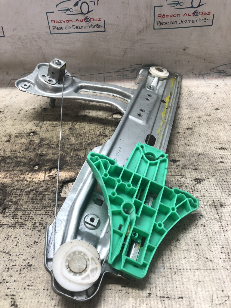 Macara geam stânga spate Opel Astra J 2011