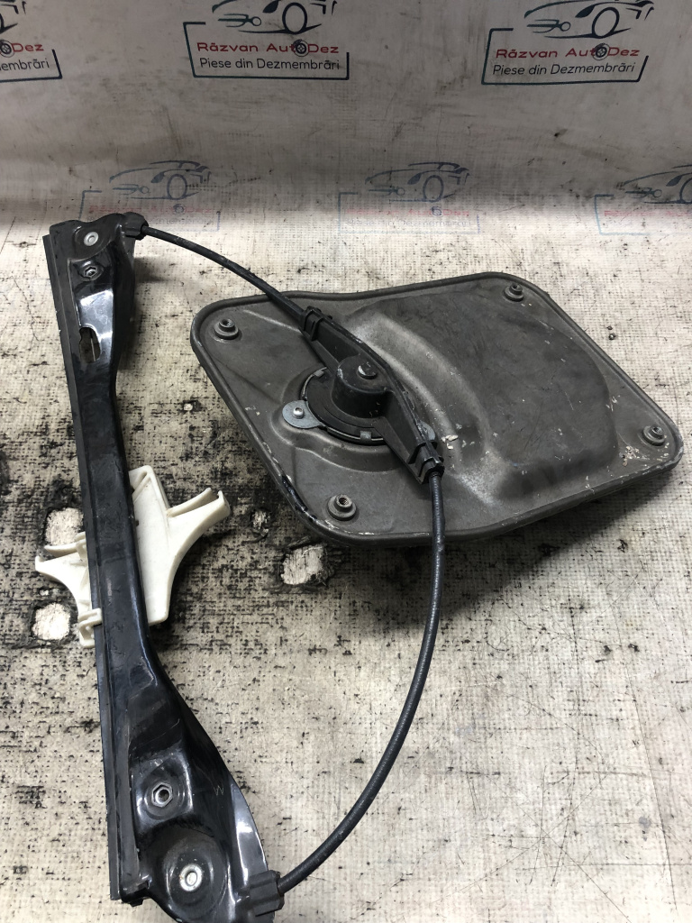 Macara geam stânga spate Skoda Fabia 2 2010, 5J4839401B