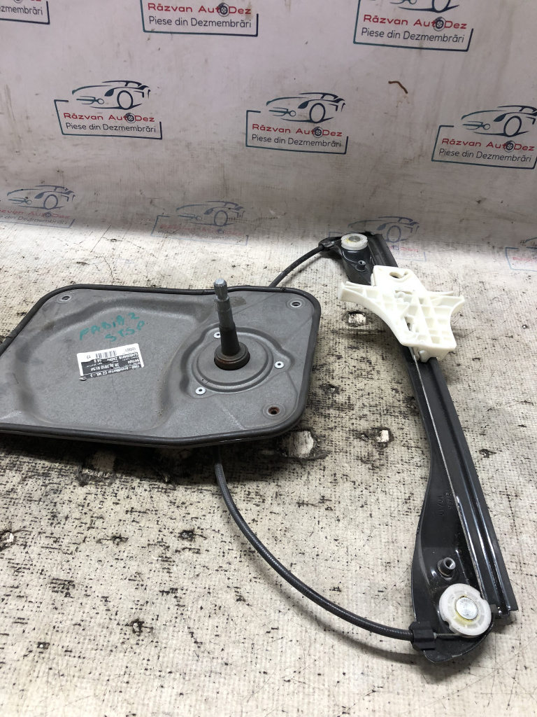 Macara geam stânga spate Skoda Fabia 2 2010, 5J4839401B