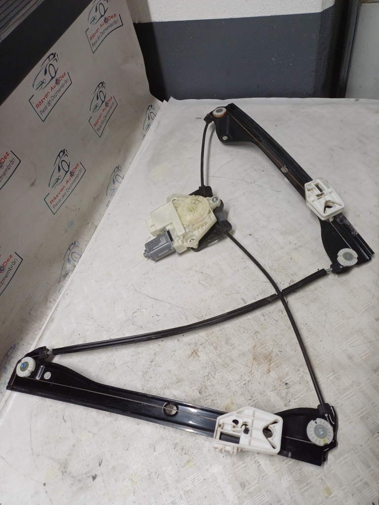 Macara geam stânga spate Skoda Fabia 3 - Motorina 2014, 5JA959811K