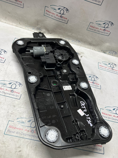 Macara geam stânga spate Skoda Octavia 4 2023, 5E3839655A